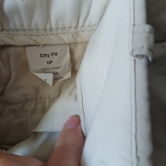 NWT J.Crew City Fit Khaki Capri - Picture 7 of 10